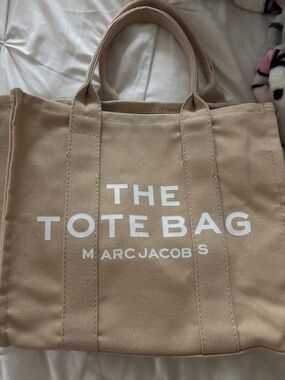 Marc Jacobs Canvas Tote Bag in Beige with White Logo